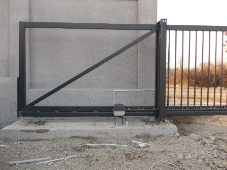 8000mm gate