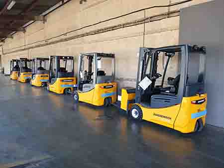 6 EFG trucks for lilo
