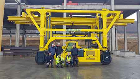 Combilift SC straddle carrier
